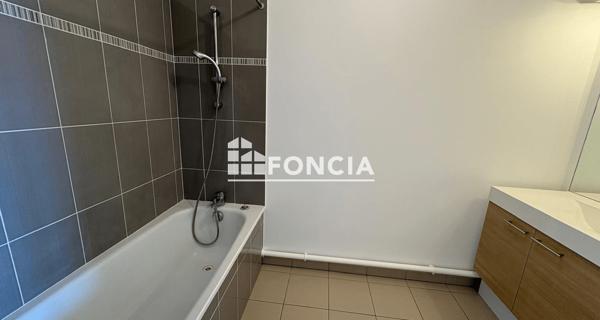 Location Appartement 2 pièces 47.85 m² - Saint-michel-sur-orge 91240