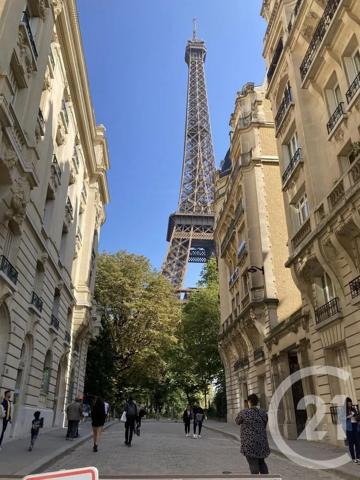 à vendre  24,76 m 2   PARIS  - 75007
