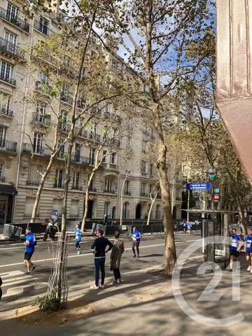 à vendre  24,76 m 2   PARIS  - 75007