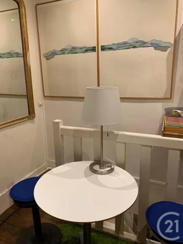 à vendre  24,76 m 2   PARIS  - 75007