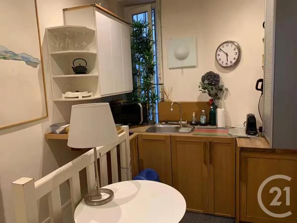 à vendre  24,76 m 2   PARIS  - 75007