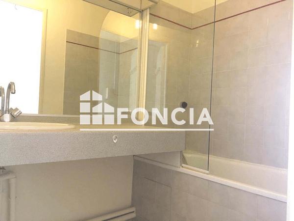 Location Studio 33.29 m² - 4-8 SQUARE DES FRERES AMBROGIANI Marseille 13008