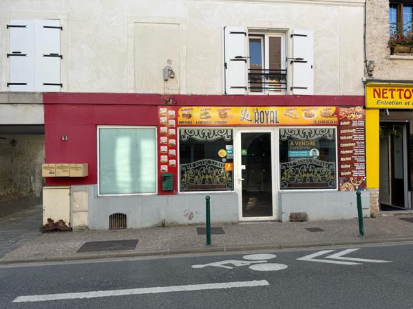 Angerville (91670) EXCLUSIVITÉ – Local commercial à saisir en plein centre-ville d’Angerville