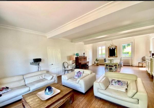 Maison Blanzy 9 pièce(s) 230 m2