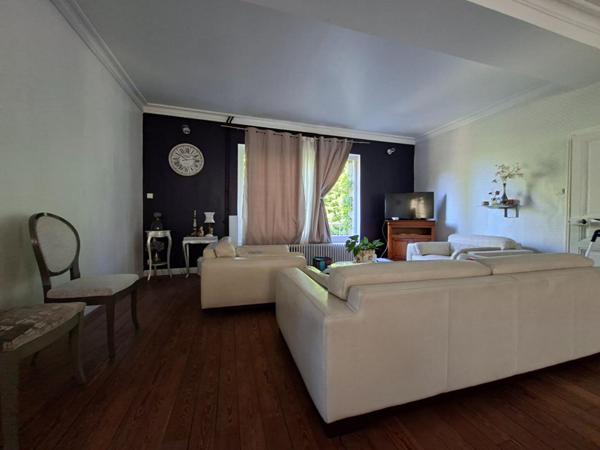 Maison Blanzy 9 pièce(s) 230 m2
