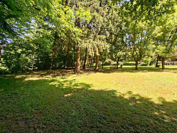 Maison Blanzy 9 pièce(s) 230 m2