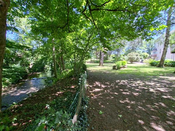 Maison Blanzy 9 pièce(s) 230 m2