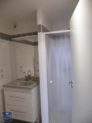 Appartement à louer 4 pièces 104.12m²