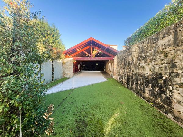 Demeure de prestige Hasparren 15 pièce(s) 398 m2