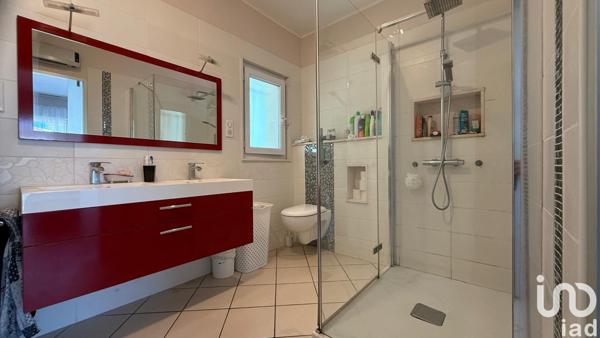 Maison à vendre 5 pièces 138 m² Sainte-Livrade-sur-Lot