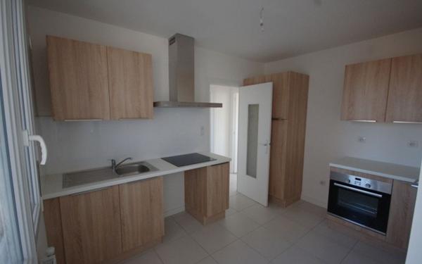 Appartement à louer    3 pièces •  Bourg-en-Bresse