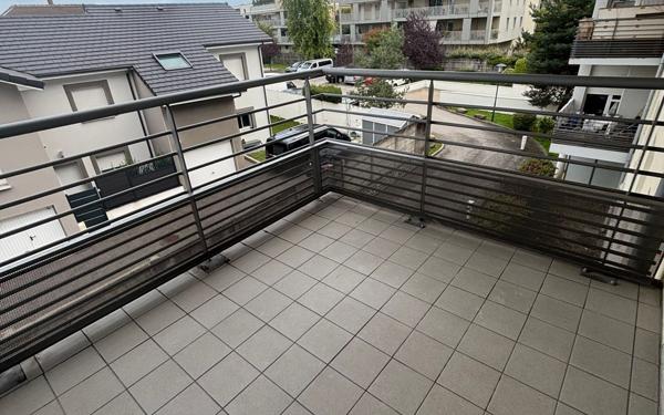 Appartement à louer    2 pièces • 47 m2 Annemasse