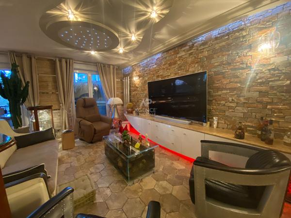 Appartement Saint Ouen L Aumone 5 pièce(s) 102.18 m² €430 000 ** - Référence 11136