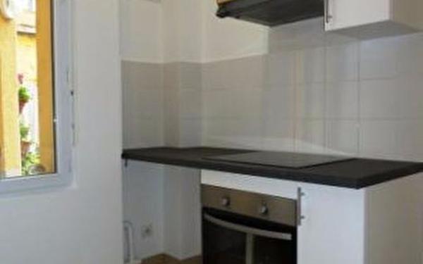 Appartement à louer    1 pièce •  Ivry-sur-Seine