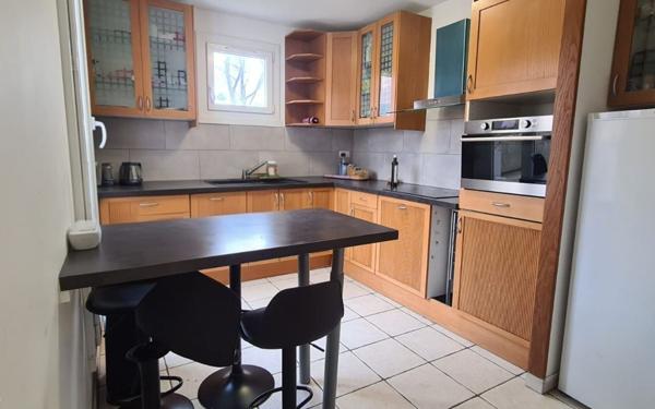 Appartement à vendre    7 pièces • 110 m2 Évry