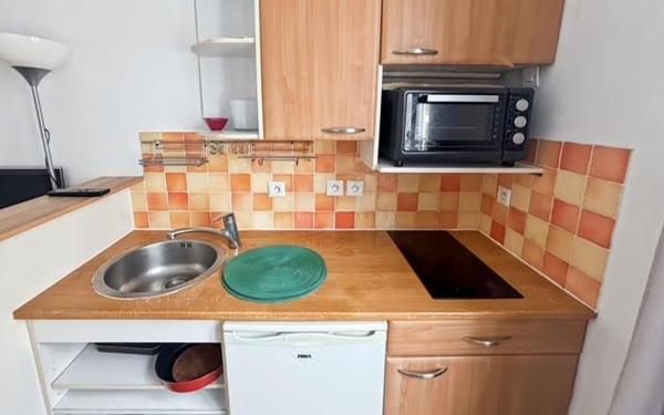 Appartement à vendre    2 pièces • 27,50 m2 Paris 15