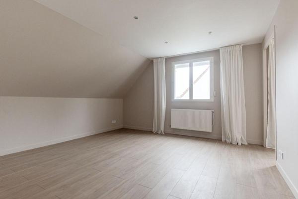 Maison familiale rénovée, au calme absolu, en lisière de forêt