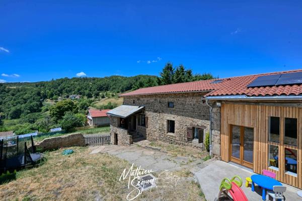 Ferme P7 en campagne à finir de rénover sur un ensemble de 2200 m² de parcelles vendre à THURINS (69)