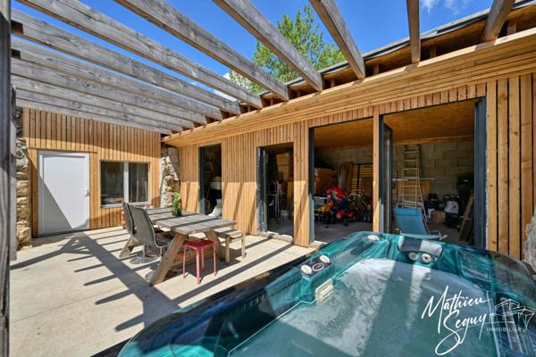 Ferme P7 en campagne à finir de rénover sur un ensemble de 2200 m² de parcelles vendre à THURINS (69)