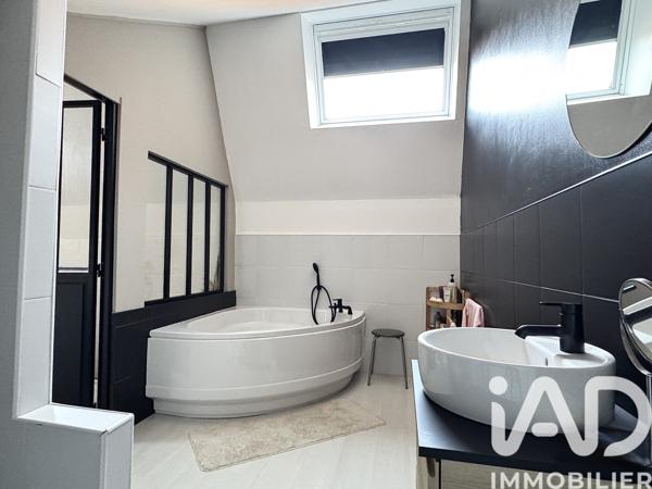 Appartement à vendre 8 pièces 229 m² Roubaix