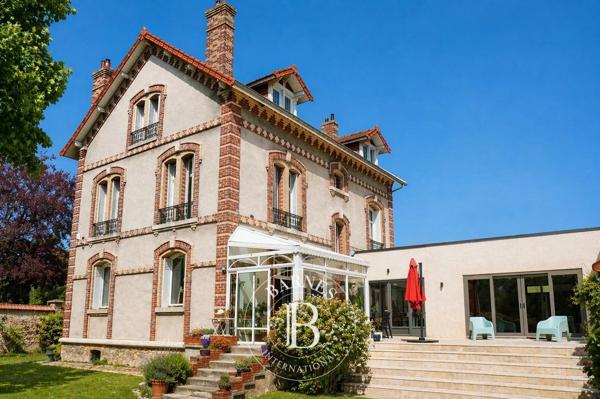 Gisors, Maison  245 m² à vendre
