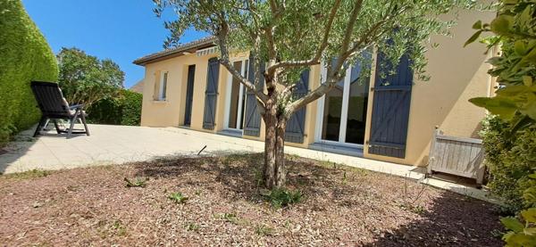 Maison Parné Sur Roc 5 pièce(s) 92.12 m2 - plain-pied - 946m² de jardin