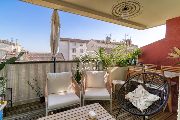 CALUIRE & CUIRE /CLOS BISSARDON – T4 Familial de 85 m² Entièrement Rénové avec Terrasse 16m2, Ascenseur Privatif & Garage Double.