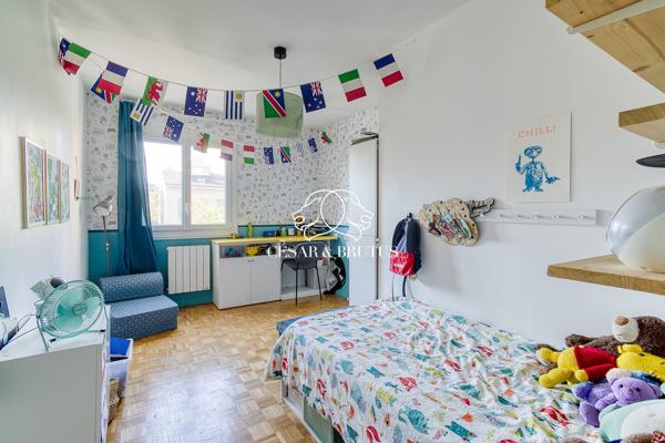 CALUIRE & CUIRE /CLOS BISSARDON – T4 Familial de 85 m² Entièrement Rénové avec Terrasse 16m2, Ascenseur Privatif & Garage Double.