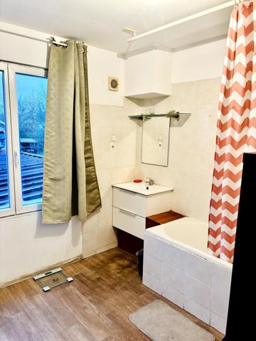 immeuble 115 m2 à Loos