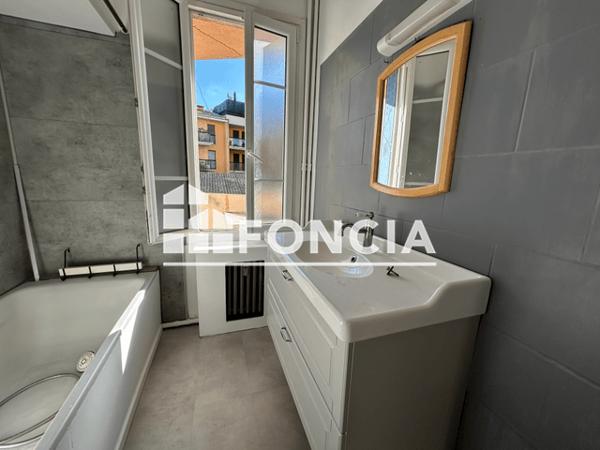 Location Appartement 4 pièces 97.19 m² - Aix En Provence 13100