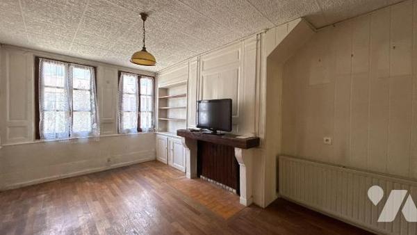 Châlons-en-Champagne - Centre-ville - Maison de ville en pan de bois à rénover

Idéalement si...