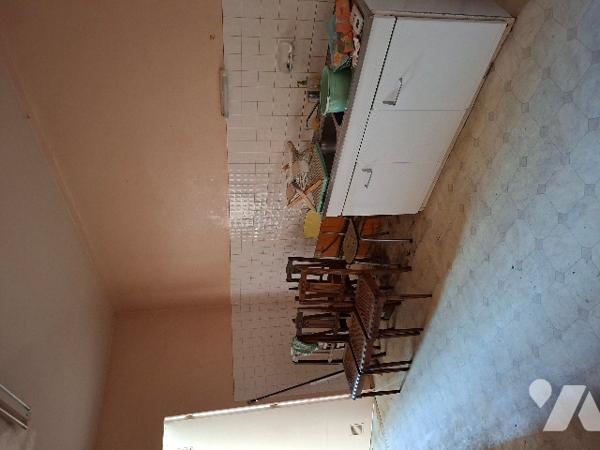 Maison d'habitation proche des commerces.