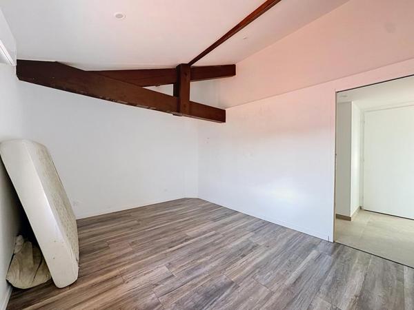 MAISON T5 – 188 m² – CLIMATISÉE – TERRASSE – 2 PARKINGS PRIVATIFS – 69320 FEYZIN