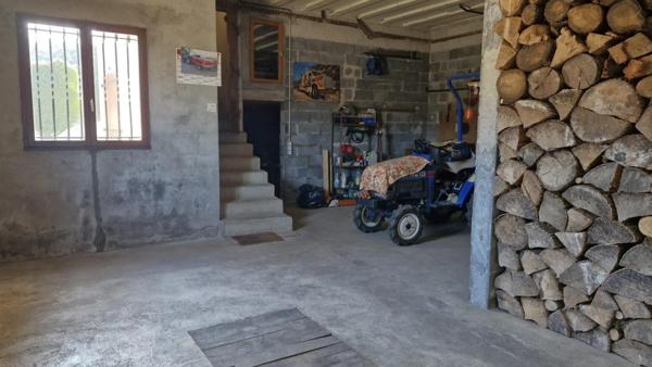 Maison très lumineuse sur un terrain de 2500m²