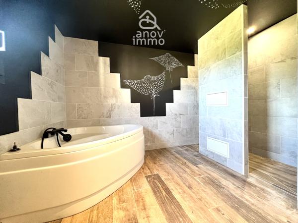 Maison
                                                                                                                                                                                                                                                                                                                        4 pièce(s)                                                                                                                                                                                                          3 chambre(s)                                                                                                                                                                                                          131  m²