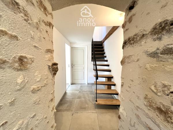 Maison
                                                                                                                                                                                                                                                                                                                        4 pièce(s)                                                                                                                                                                                                          3 chambre(s)                                                                                                                                                                                                          131  m²