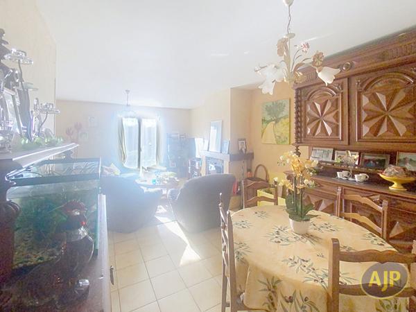 Vente maison Ambares Et Lagrave : 273 650 € - AJP Immobilier Saint Andre de Cubzac