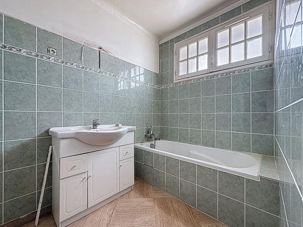 Maison Camaret-sur-aigues