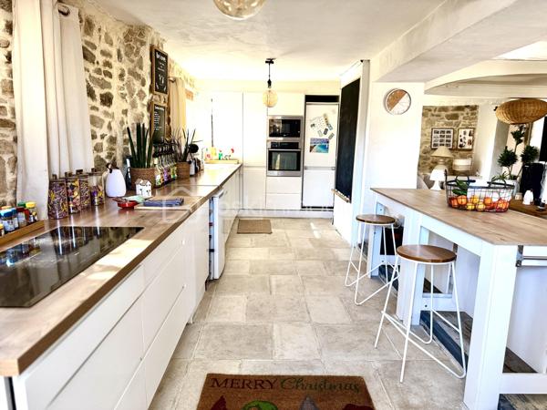 Maison ancienne de 180 m²