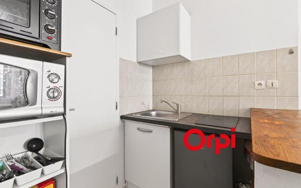 Appartement à vendre    2 pièces • 25 m2 Lyon 9