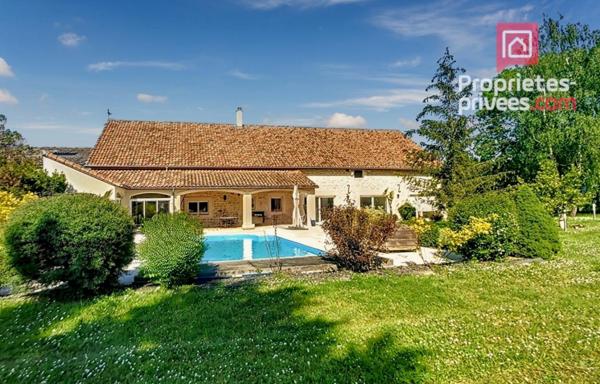 55200 COMMERCY-MAISON PLAIN-PIED 319m²/4 CH/PISCINE et SPA/GRANDES DEPENDANCES/sur 7110m² terrain/590000HAI