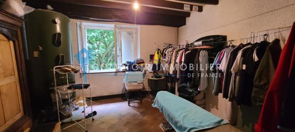 Immeuble
                                                                                                                                                
                                                                                                                                                
                                                                                                                                                
                                                    
                                                                                                                                                                                                                                                                                                                        740  m²                                                                                                                                                                                                         2 etage(s)