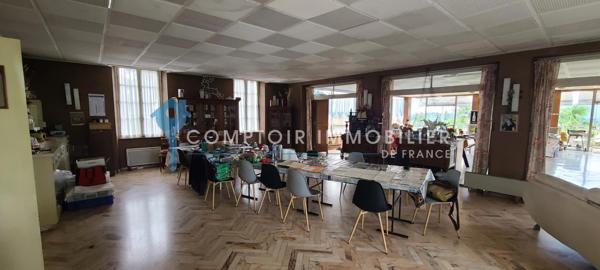 Immeuble
                                                                                                                                                
                                                                                                                                                
                                                                                                                                                
                                                    
                                                                                                                                                                                                                                                                                                                        740  m²                                                                                                                                                                                                         2 etage(s)
