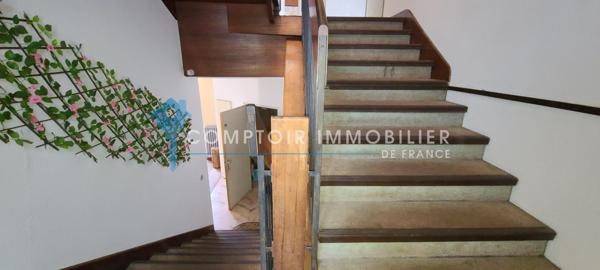 Immeuble
                                                                                                                                                
                                                                                                                                                
                                                                                                                                                
                                                    
                                                                                                                                                                                                                                                                                                                        740  m²                                                                                                                                                                                                         2 etage(s)