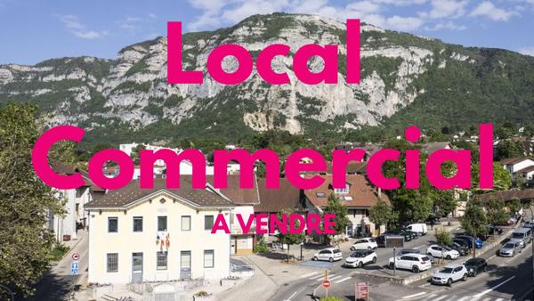 MURS COMMERCIAUX