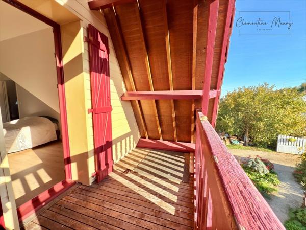 À vendre – Maison rénovée avec piscine couverte, proche Vendôme