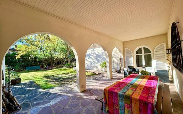 Maison à vendre    5 pièces •  Lit-et-Mixe