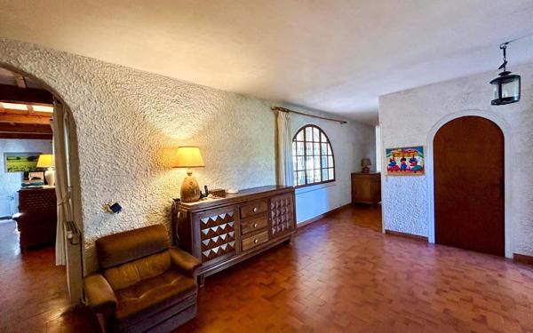 Maison à vendre    5 pièces •  Lit-et-Mixe