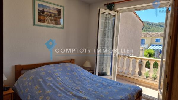 Villa
                                                                                                                                                                                                                                                                                                                        5 pièce(s)                                                                                                                                                                                                          4 chambre(s)                                                                                                                                                                                                          87  m²