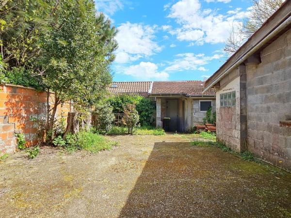 Vente
                Maison78 m² - 3 Pièces -
                    SOULAC SUR MER (33780)